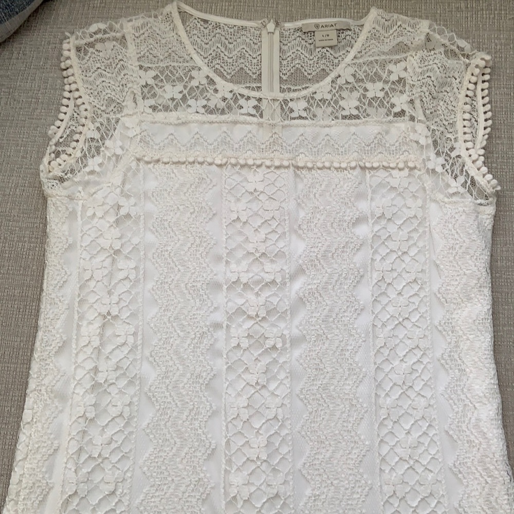 White lace short sleeve Ariat dress